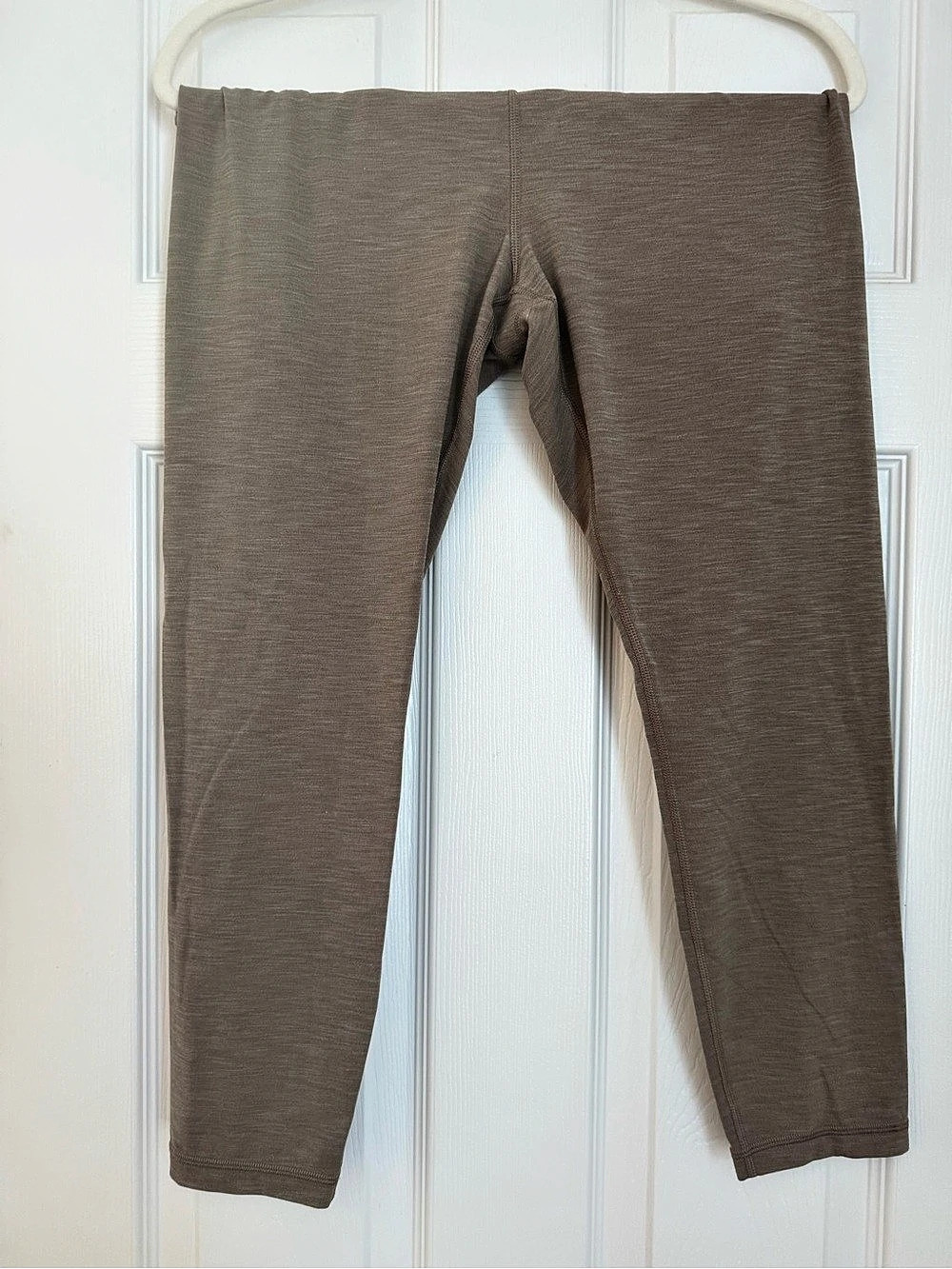Athleta Ultra High Rise Elation 7/8 Tight Brown Large